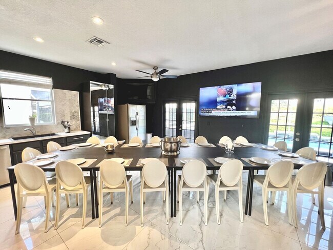 Foto del edificio - 500 Highlands Reserve Blvd