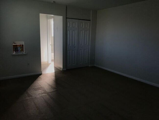 13115 Puritas Ave Cleveland Oh 44135 Apartment For Rent In Cleveland Oh Apartments Com