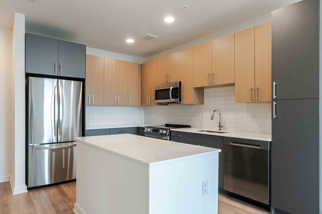 Building Photo - J Veridian Upper Dublin