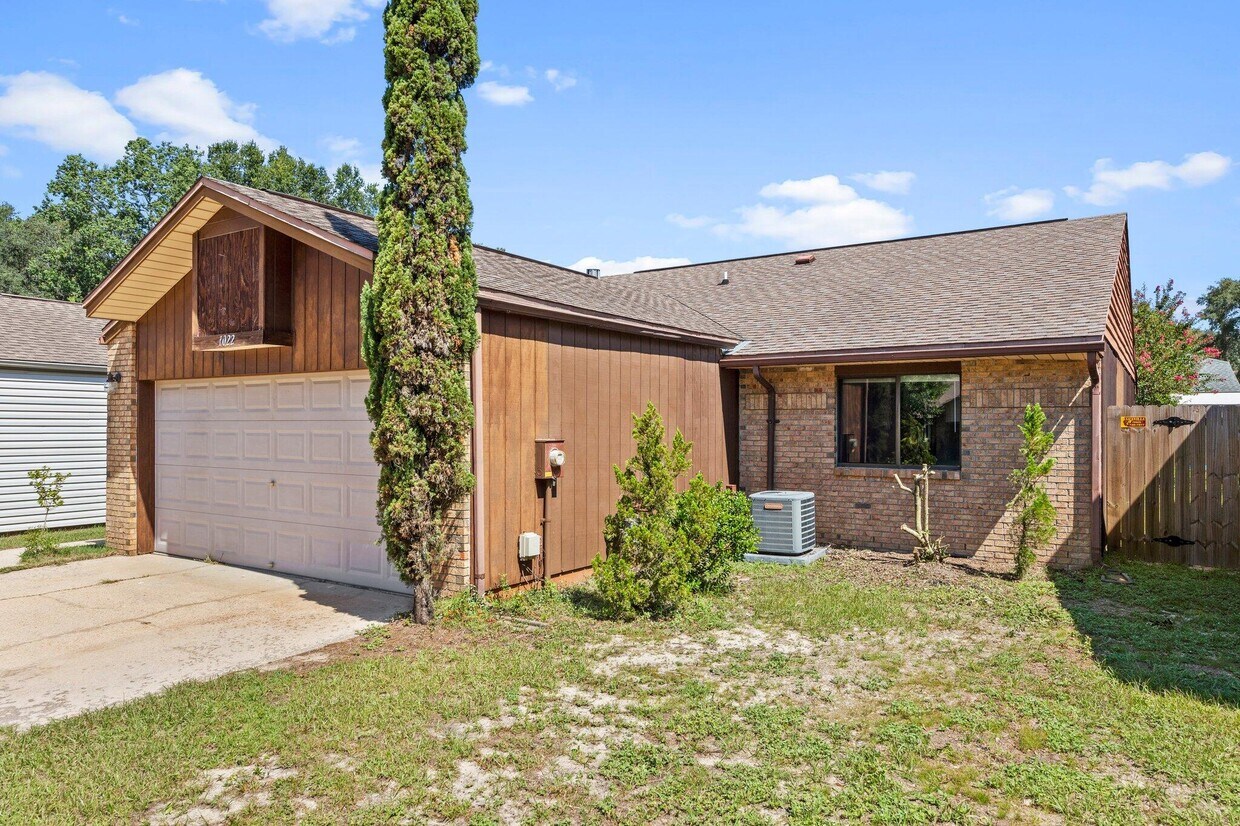Foto principal - 1022 Alderwood Way