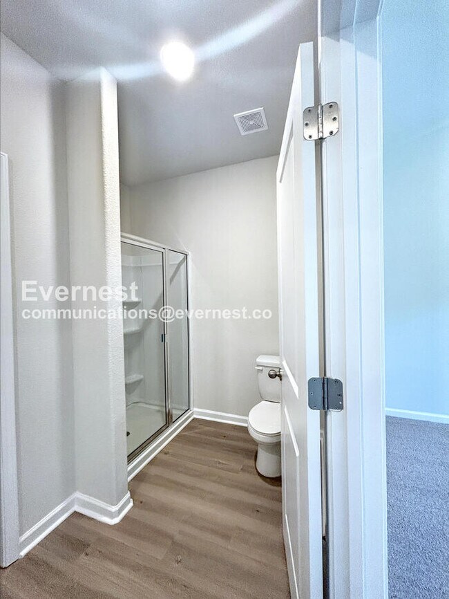 Foto del edificio - 209 Aniston Ln