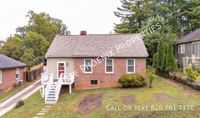 Foto del edificio - 10 Enka Oak St