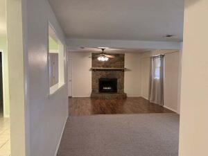 Building Photo - 350 Westmont Dr