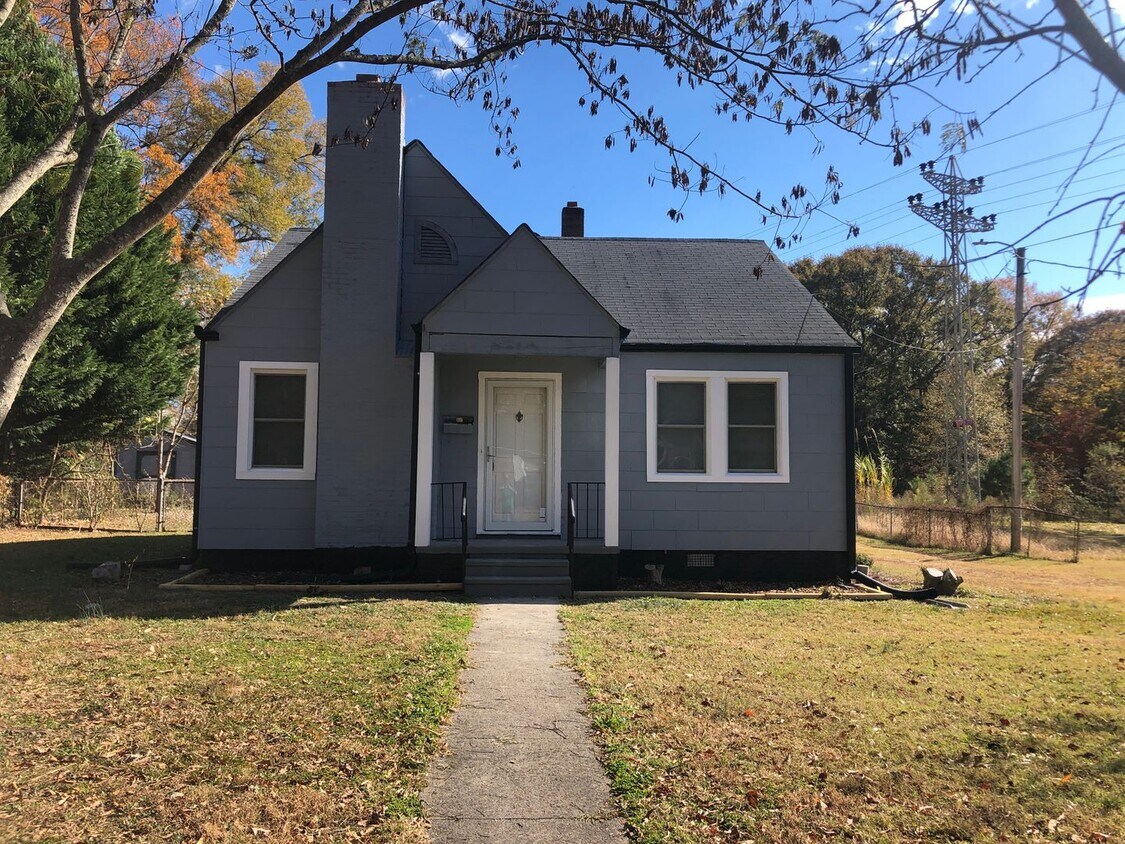 Primary Photo - Price Reduced with MOVE-IN SPECIAL! $250 o...