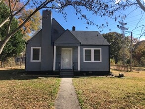 Building Photo - 1109 Poston Cir