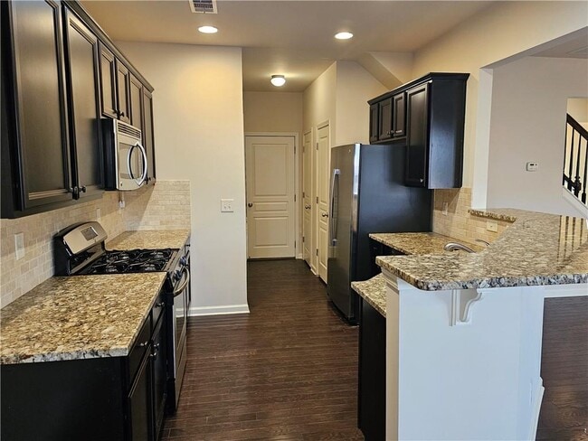 Building Photo - 6185 Crested Moss Dr