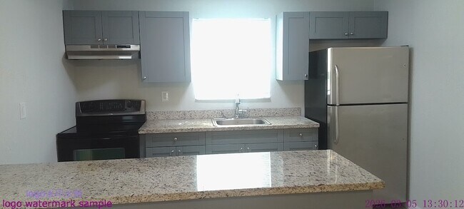 Foto del edificio - 7921 NW 44th Ct