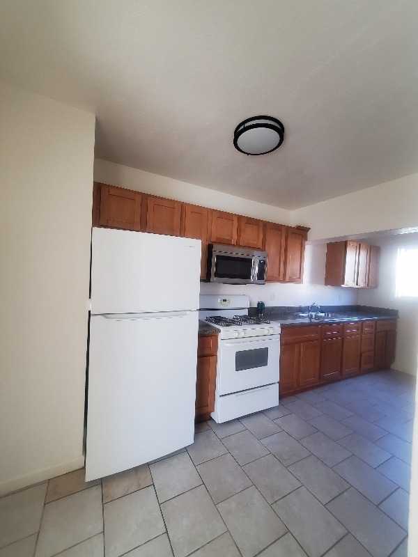 Photo - 6208 Fenham St (Oakland, CA)
