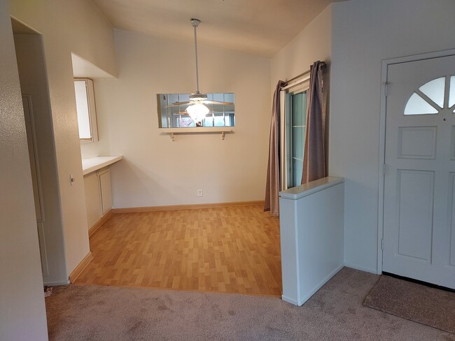 Dining Room - 2960 Champion Way