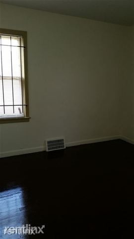 Building Photo - 2 br, 1 bath House - 14823 Kilbourne St