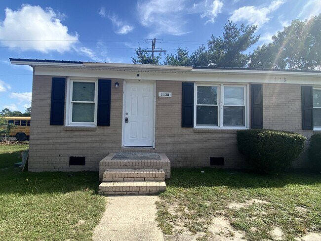 Foto del edificio - 113 Calvin St