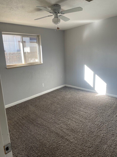 Foto del edificio - 3138 W Dakota Ave