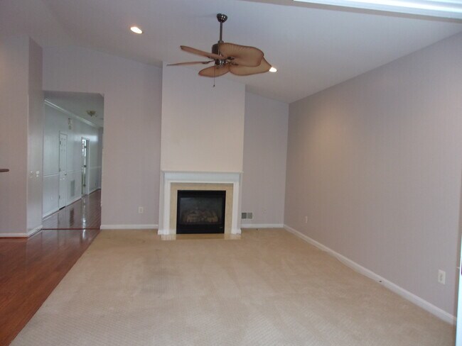 Den - 17397 Four Seasons Dr