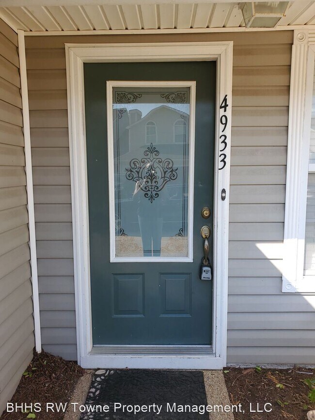 Foto del edificio - 3 br, 2.5 bath House - 4933 Kemps Lake Drive