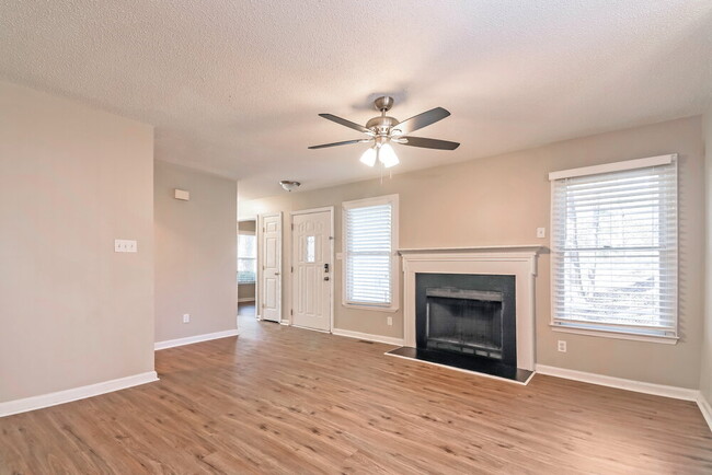 Building Photo - 5513 Lake Garden Ct