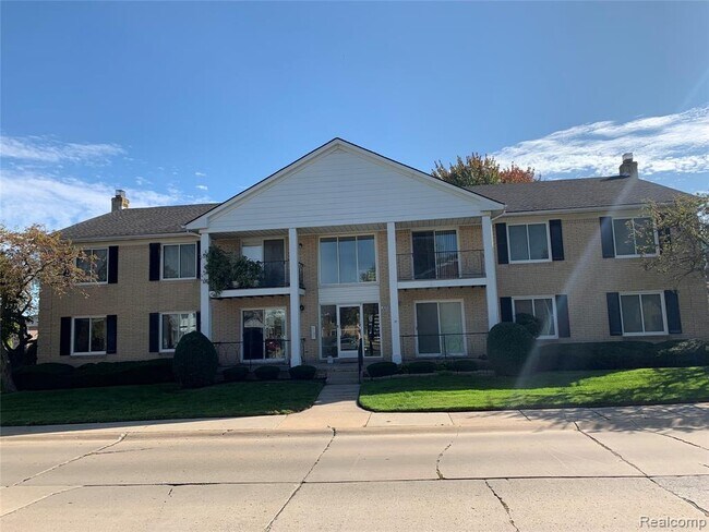 Foto del edificio - 37098 Camelot Dr