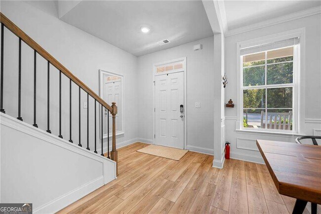 Building Photo - 3596 Creek Hollow