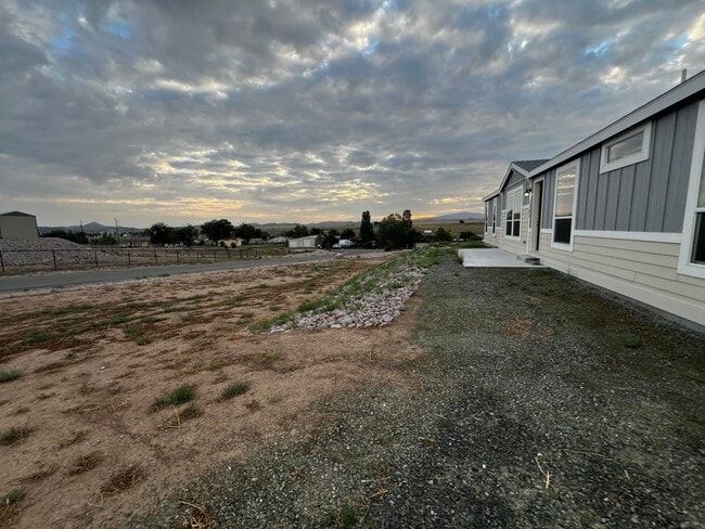 Building Photo - 1703 Alcala St.