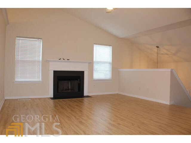 Building Photo - 610 Amberwood Dr