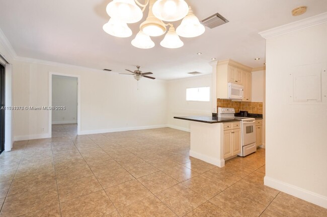 Building Photo - 1 Crossings Cir