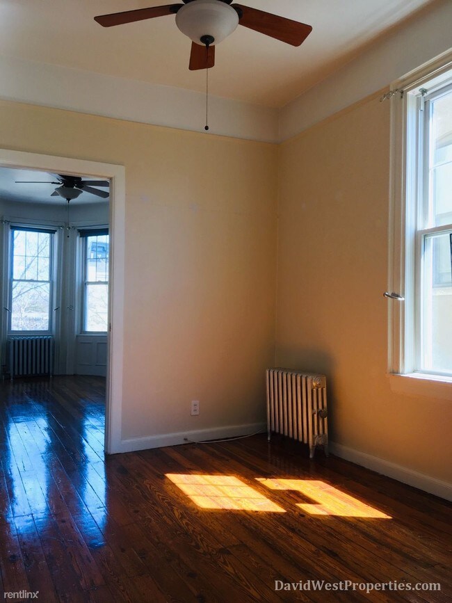 Building Photo - 2 br, 1 bath  - 650 19th St