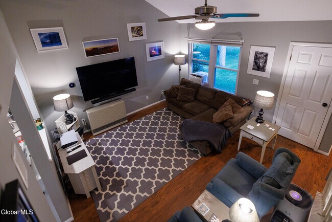 Foto del edificio - 178 Arrow Wood Pl