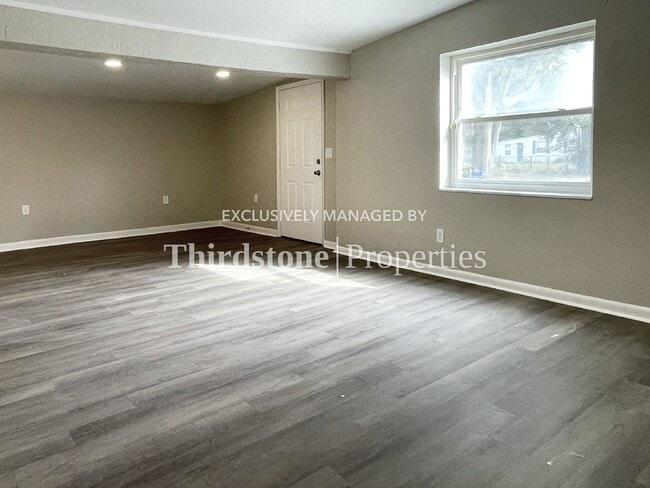 Foto del edificio - 10452 Pinehurst Dr