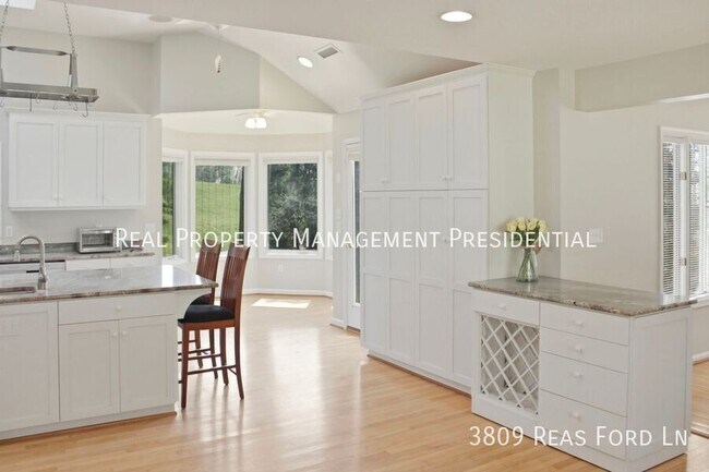 Foto del edificio - 3809 Reas Ford Ln