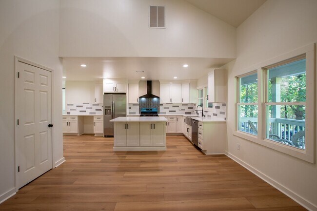 Foto del edificio - 1342 Carter Rd