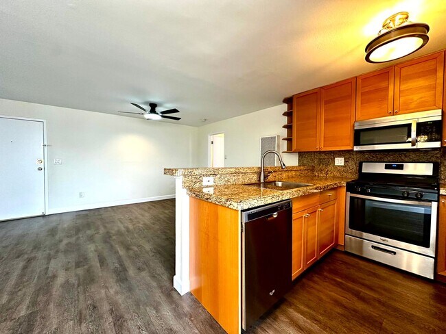 Foto del edificio - Gorgeous Remodeled 2 Beds + 2 Bath Condo i...