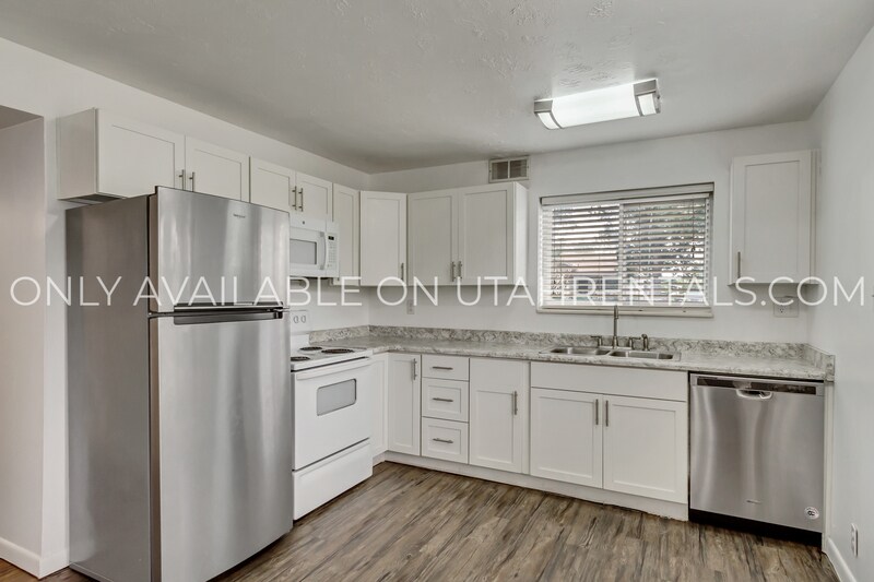 398 W State St Unit Lowr, Farmington, UT 84025 Condo for Rent in