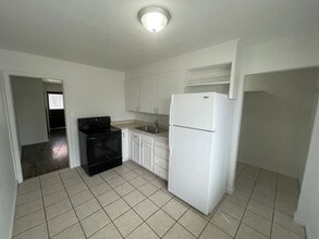 Building Photo - 1154-1156 Brooklyn Ave