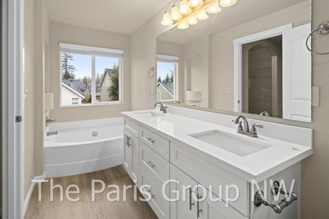 Building Photo - Gorgeous Updated 2012 Covington 4BR – New Paint, Floors, Cabinets, Quartz Counters +++