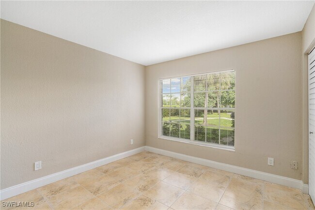 Building Photo - 108 Santa Clara Dr