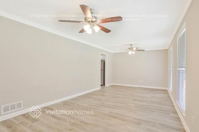 Foto del edificio - 5614 Stewart Mill Rd