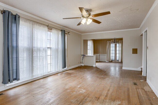 Foto del edificio - 223 N 6th St