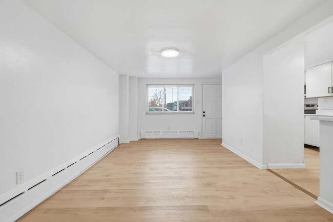 Foto del edificio - 4738 Liberty Ave