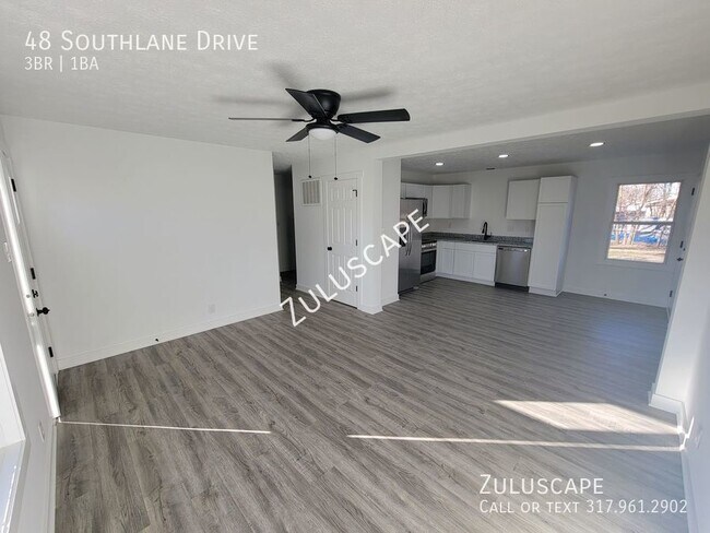 Foto del edificio - 48 Southlane Dr