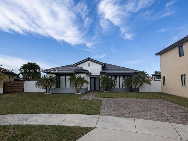Foto del edificio - 23037 SW 108th Ct
