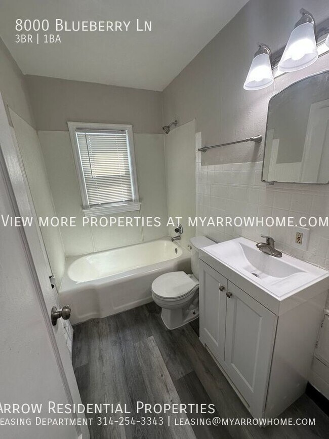 Foto del edificio - 8000 Blueberry Ln