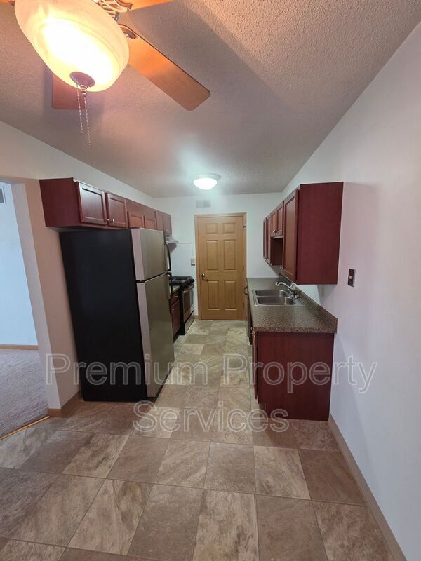 Foto del edificio - 435 Willis Ave