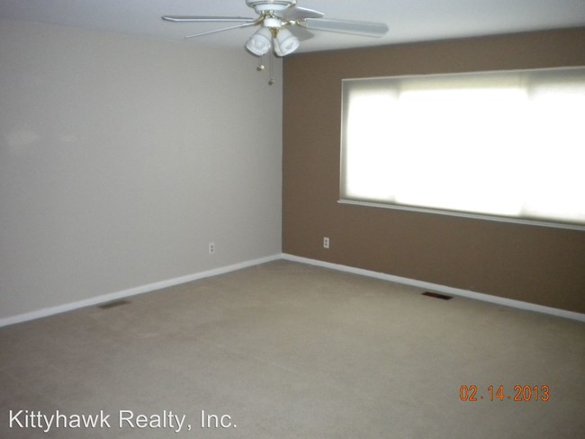 Building Photo - 3 br, 2 bath House - 560 Dorado Drive