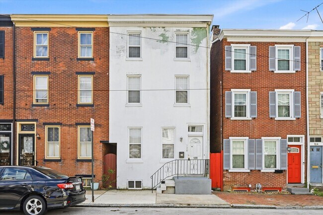 Foto del edificio - 120 W Barnard St