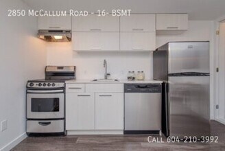 Building Photo - 2850 McCallum Rd