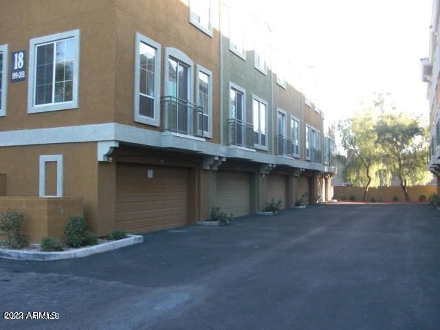 Building Photo - 15240 N 142nd Ave