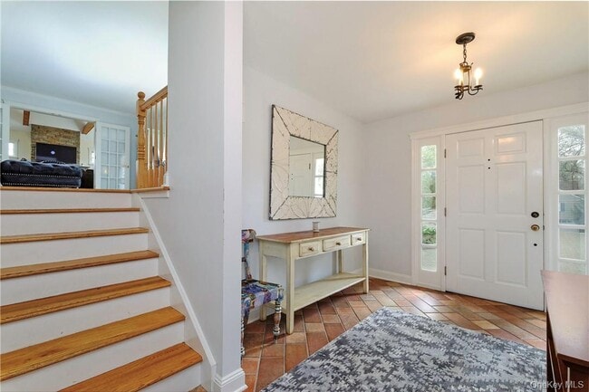 Foto del edificio - 38 Shadow Ln