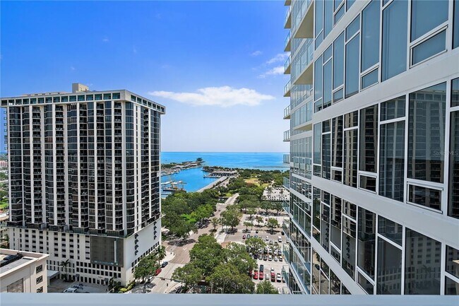 Foto del edificio - 175 1st St S