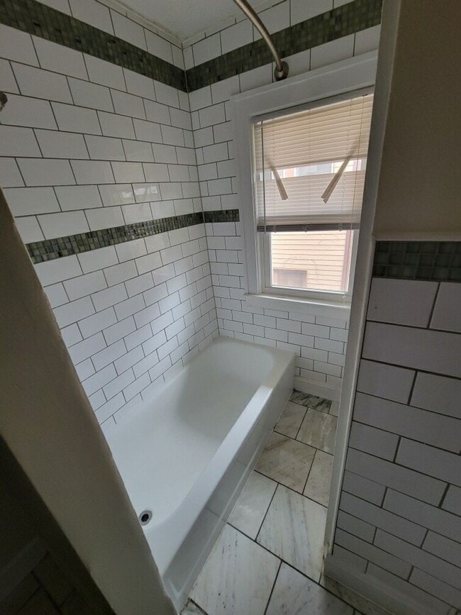 Foto del edificio - 29-31 E Kelso Rd