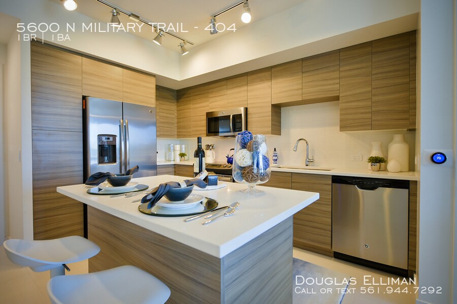 Primary Photo - Resort Living In Boca Raton