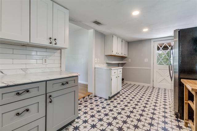 Foto del edificio - 8910 San Leandro Dr